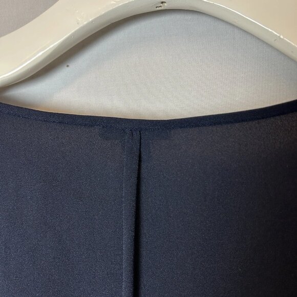 Ann Taylor Roll Tab Long Sleeve V-Neck Blouse Women's Size Medium Navy - Picture 4 of 12